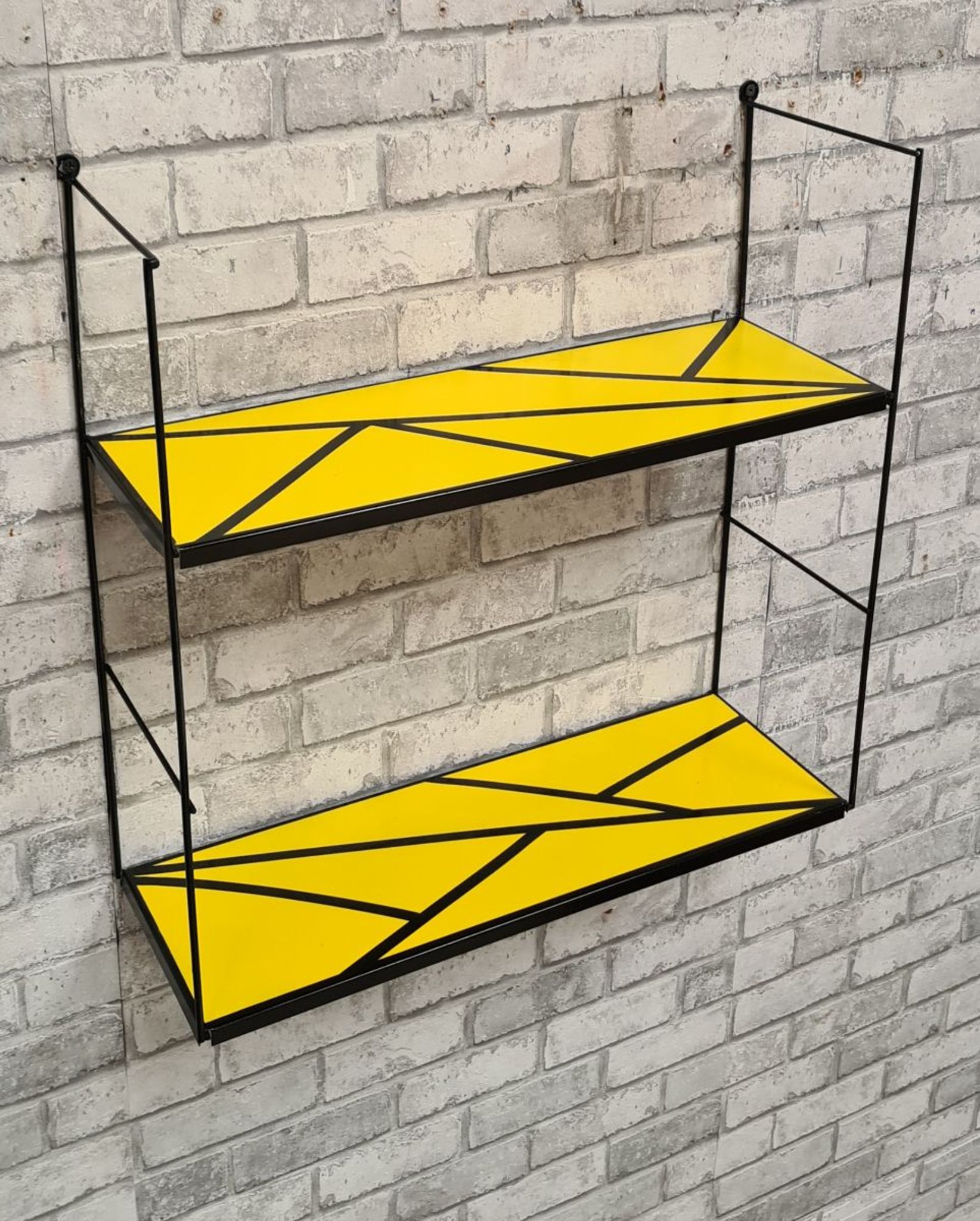 Etagere style string 1960 motif geometrique