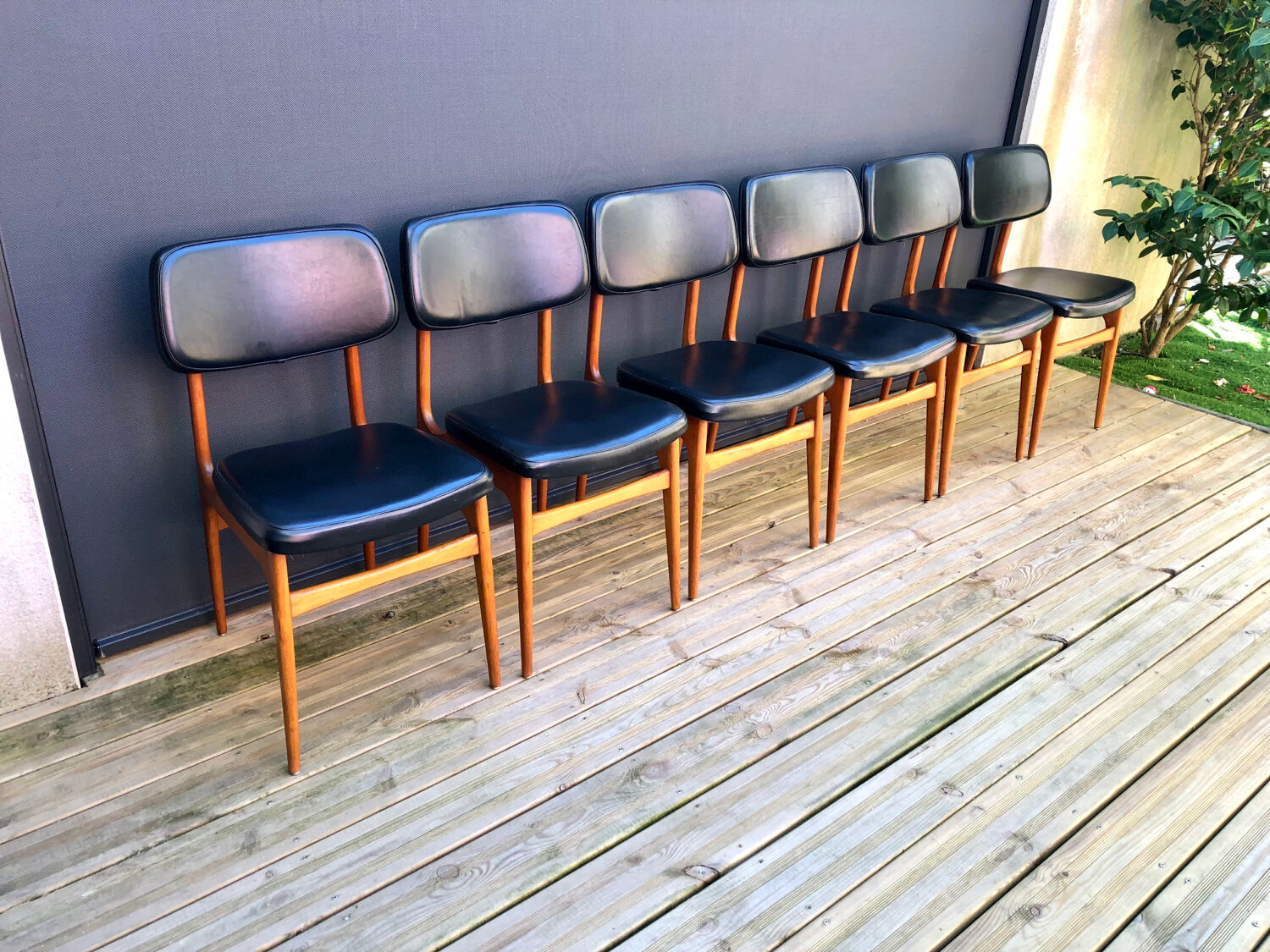 Set of Scandinavian chairs
