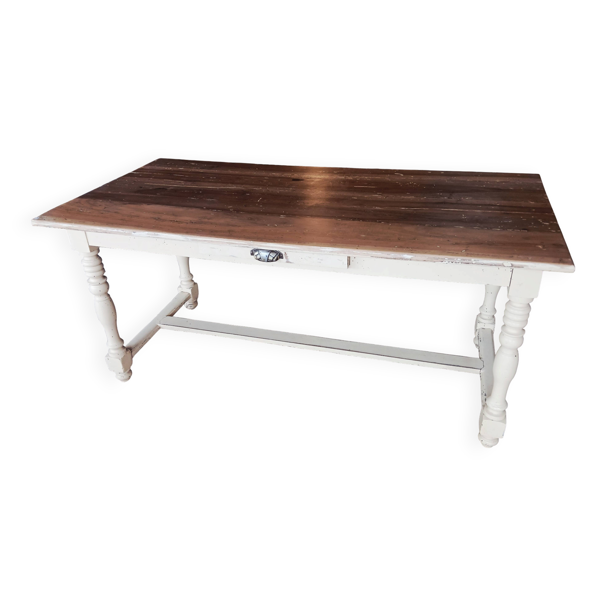 Farm table