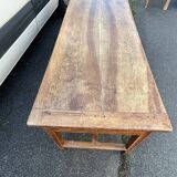 Farm table