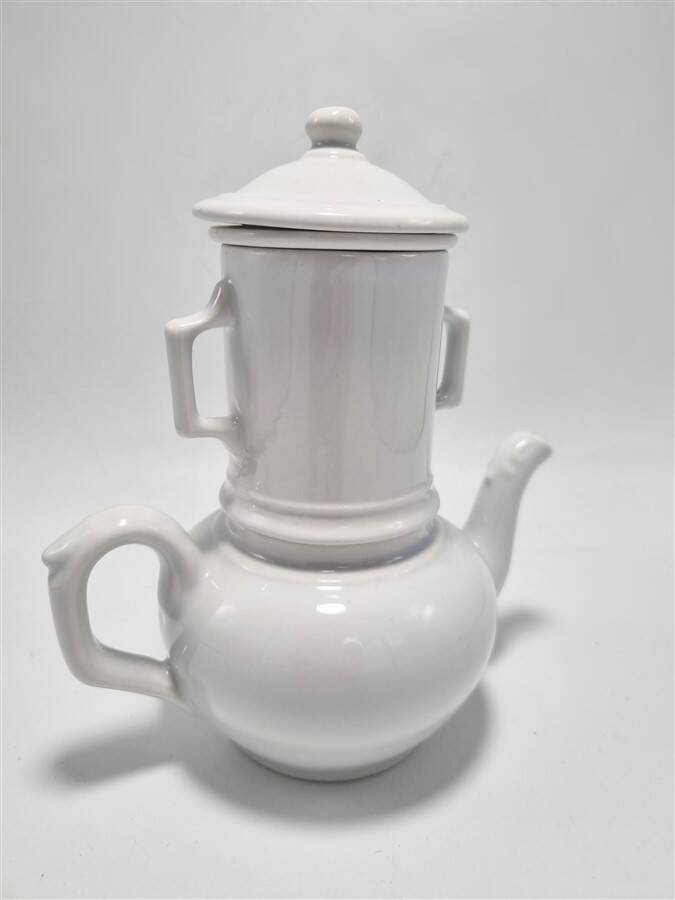Small coffee maker