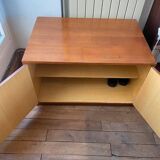 Meuble en bois bas