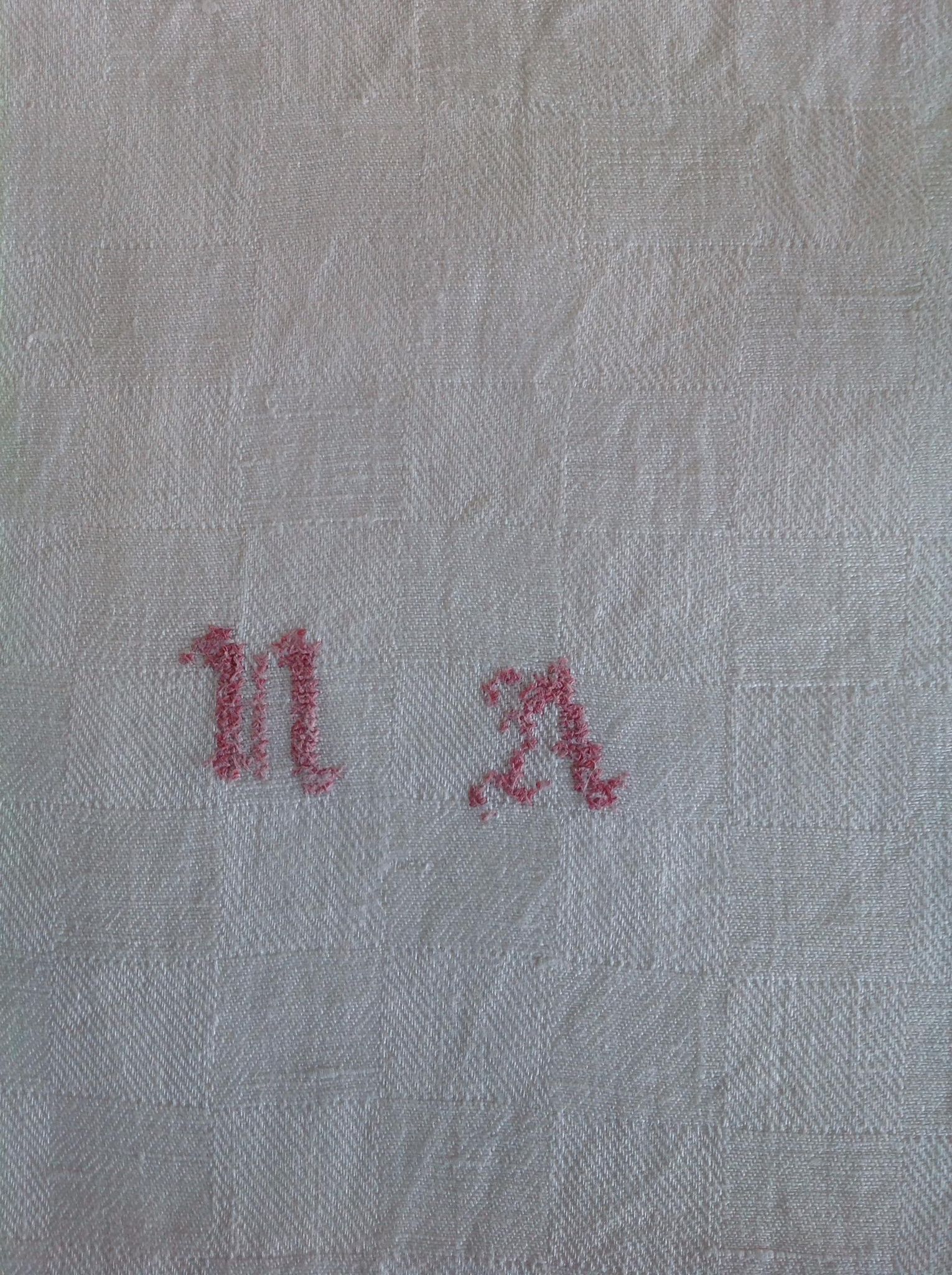 5 cotton dammase monogrammed towels NA