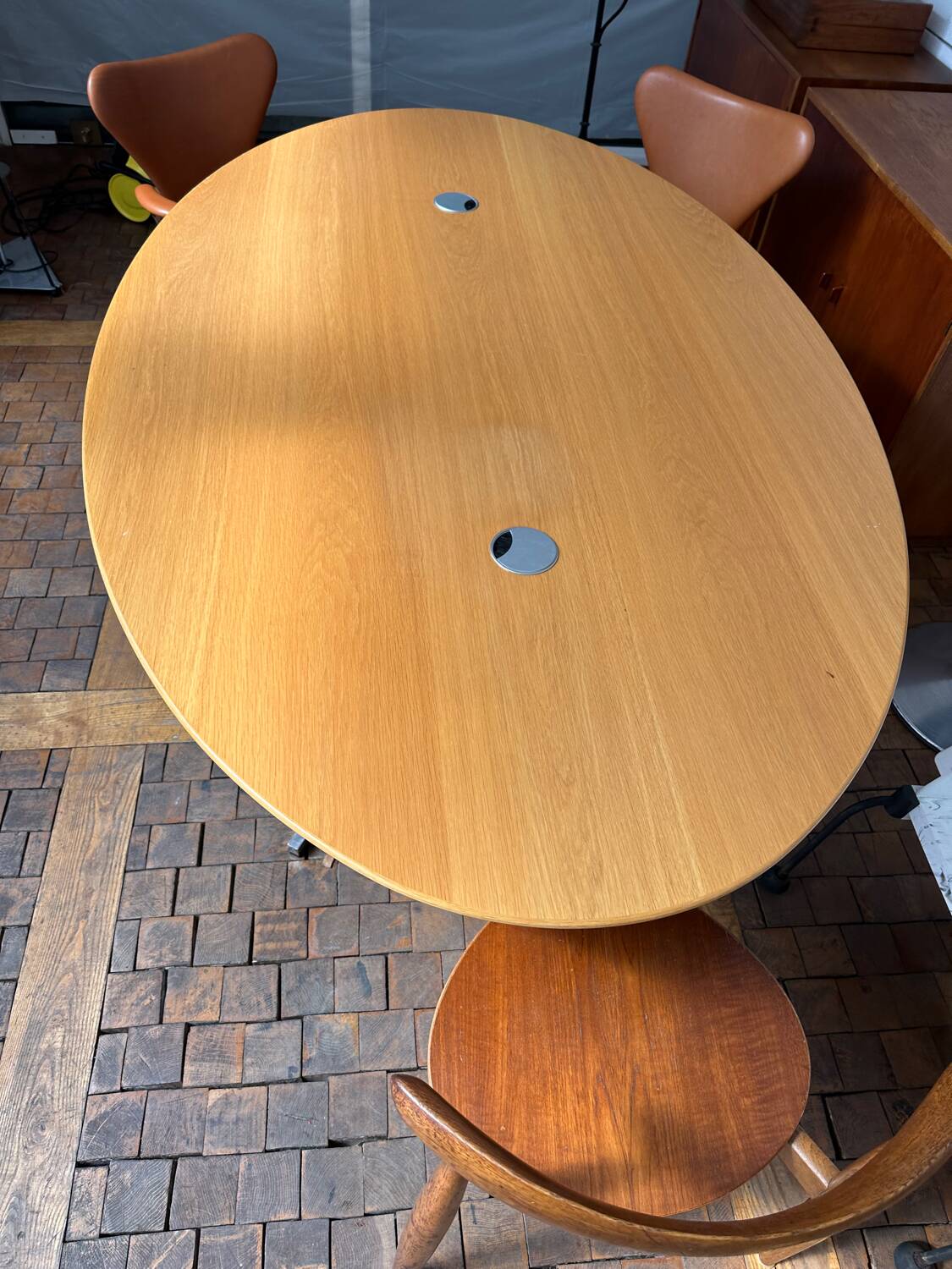 Florence Knoll Oval Desk Table for Knoll International circa 1980