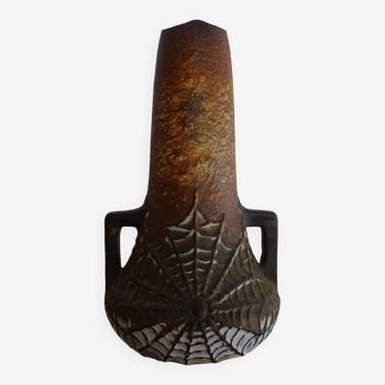 Vase Art nouveau terre cuite Spider Web Jewels Joseph Strnact Teplietz Amphora