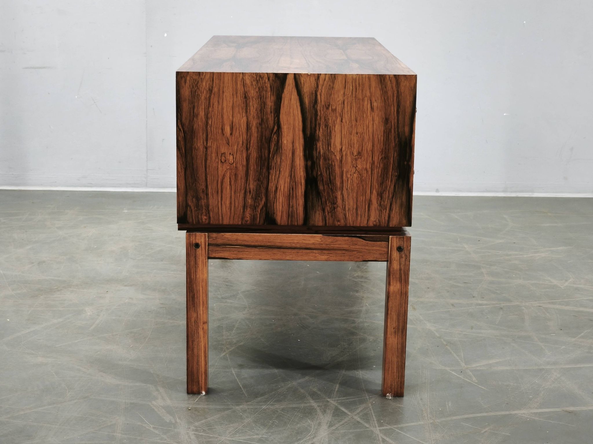 Commode en palissandre danoise de style mid-century modern, années 1960