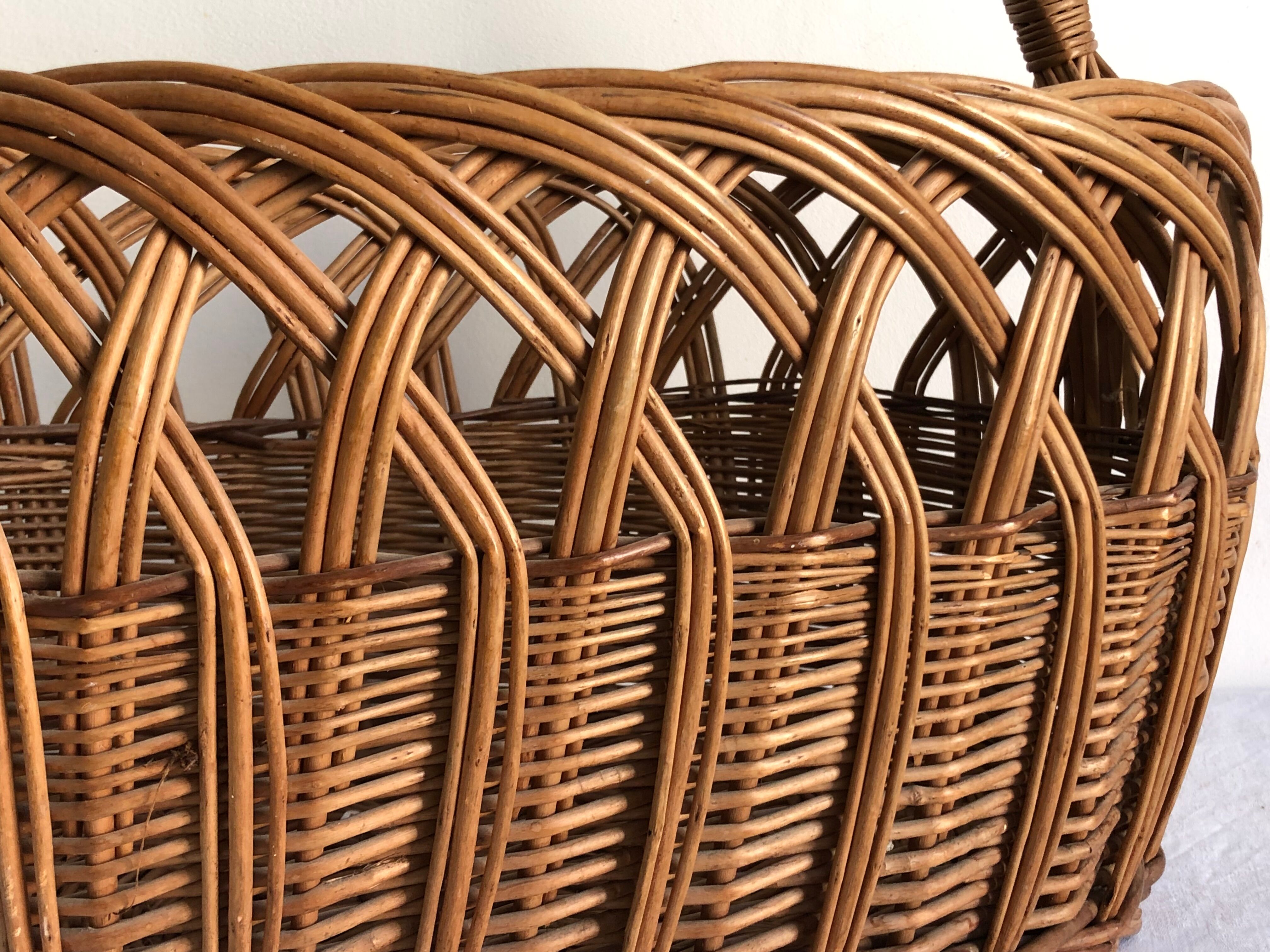 Braided wicker basket
