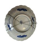 China, shaped porcelain with polychrome Imari decoration, 20th century.