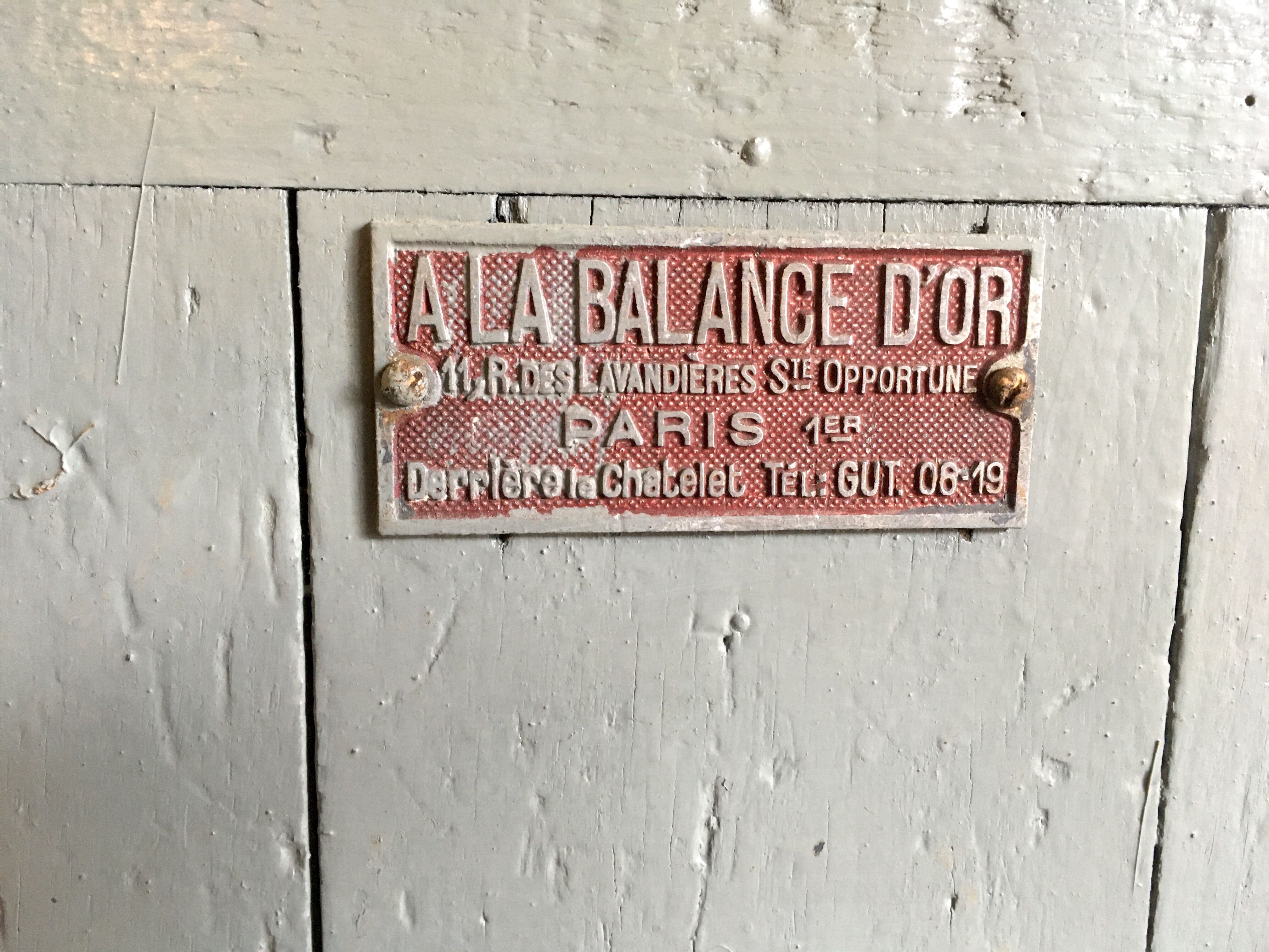 Old-grained scale, early 20th century