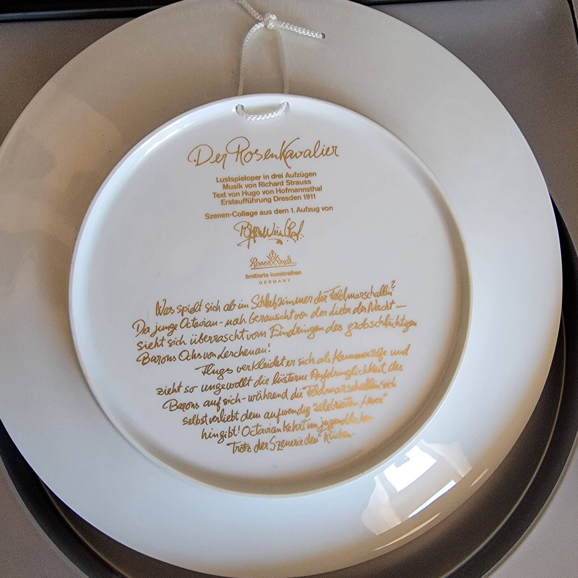Assiette murale décorative