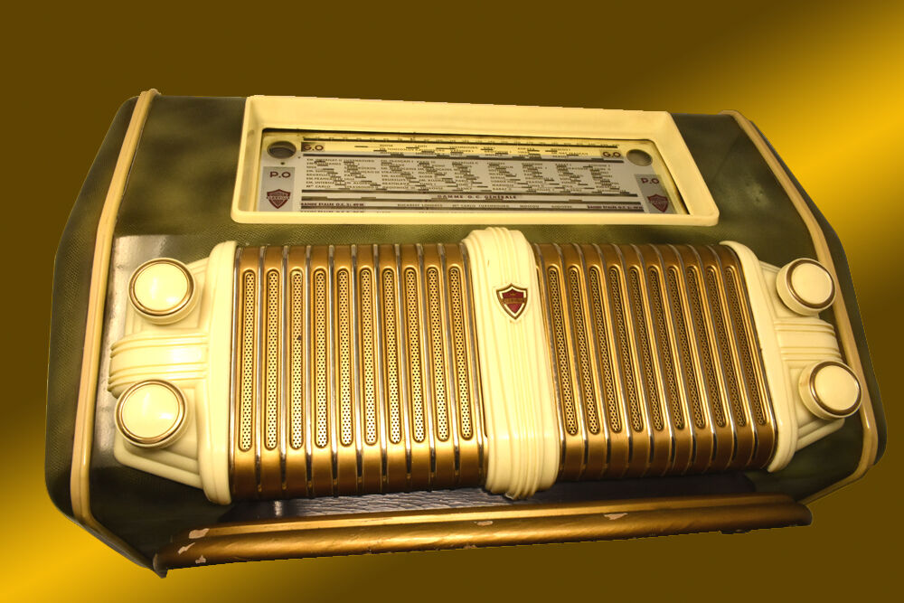 Radio TSF year 1951 Clarville M112