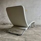 White leather Tuoli lounge chair by Antti Nurmesniemi for Cassina (1970) — chrome frame