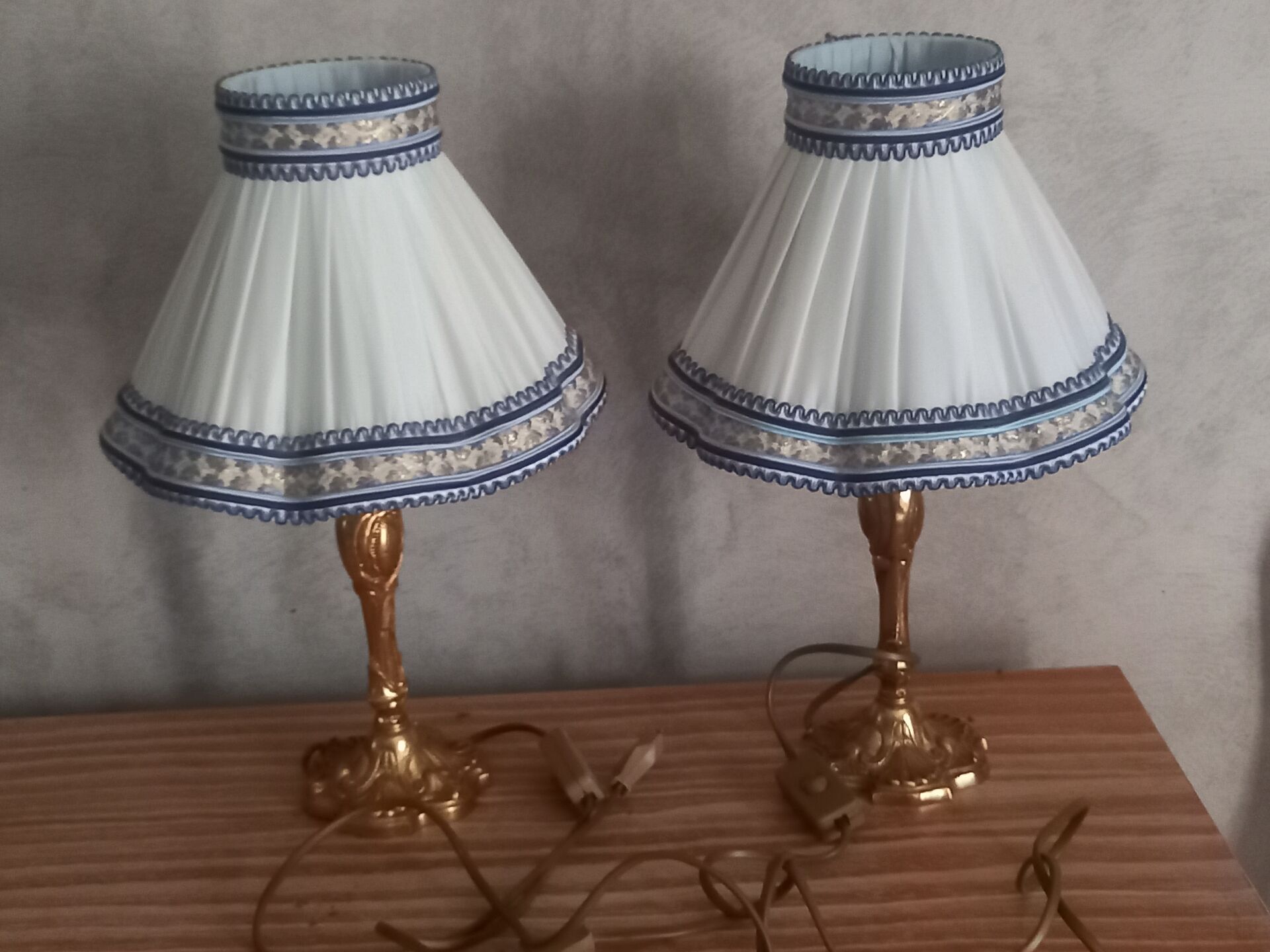 Bedside lamp