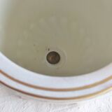 Vase couvert en porcelaine de Sèvres