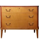 Commode scandinave en frêne des années 1950