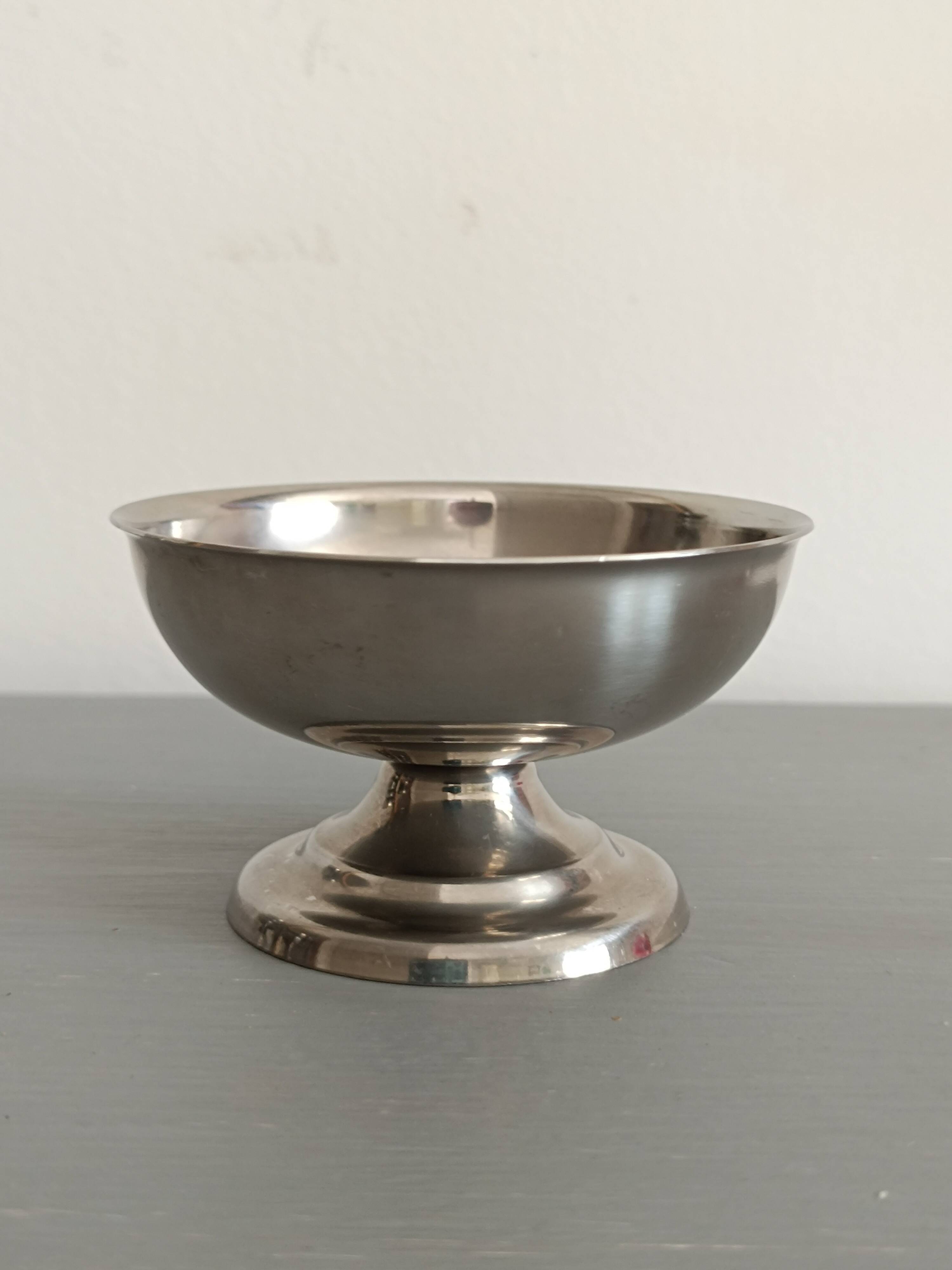 Stainless steel cups