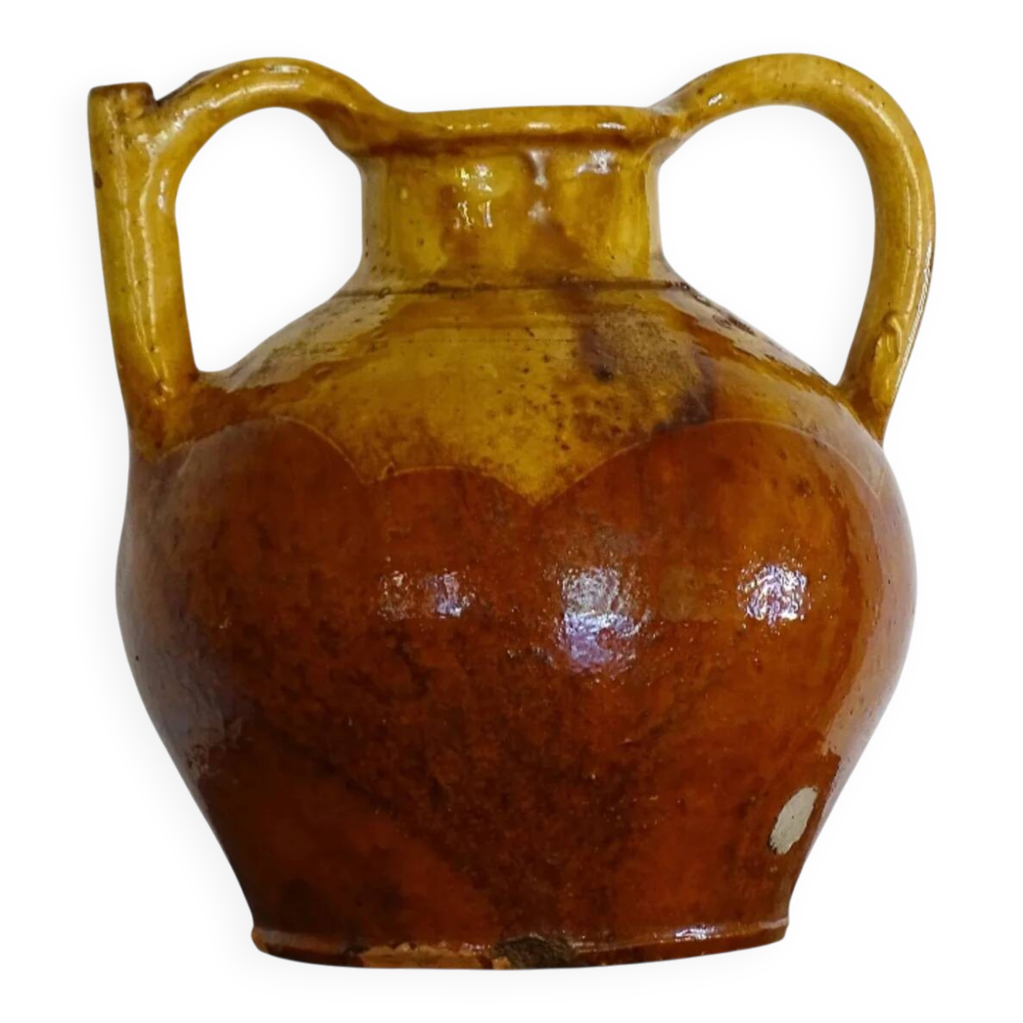 Pichet ou orjol ancien en faïence française à glaçure jaune