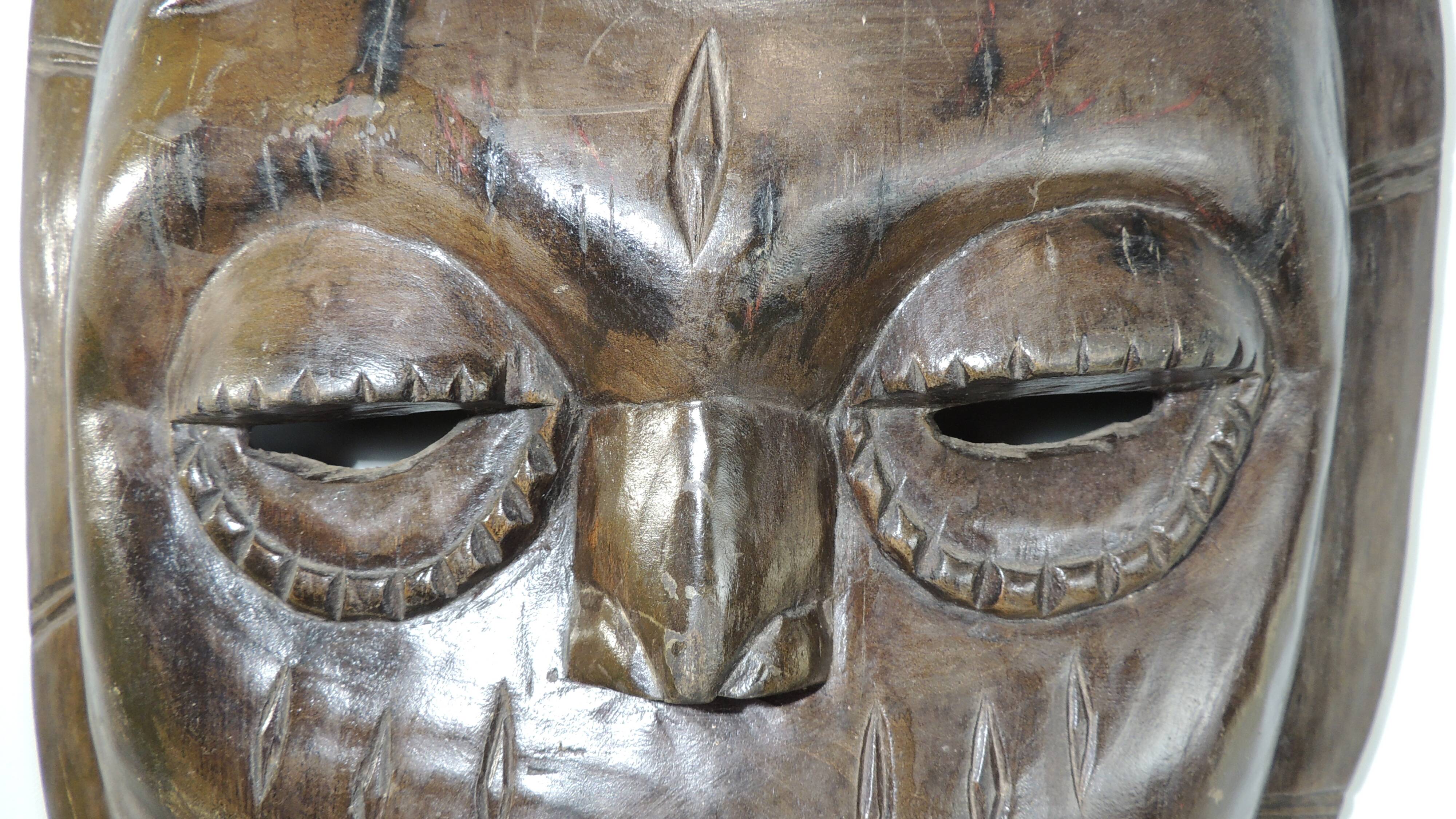 Anthropomorphic face mask/ivory coast/vintage