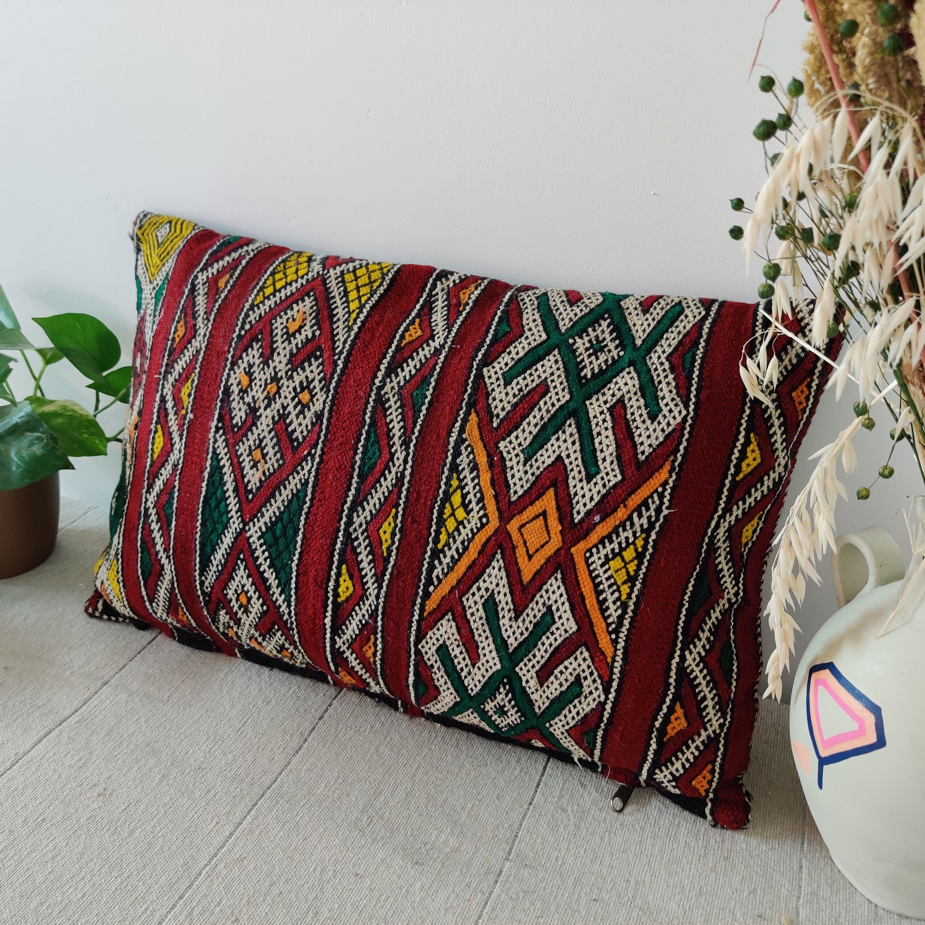 Vintage moroccan kilim cushion