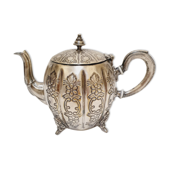 Metal teapot