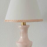 lampe en albâtre rose