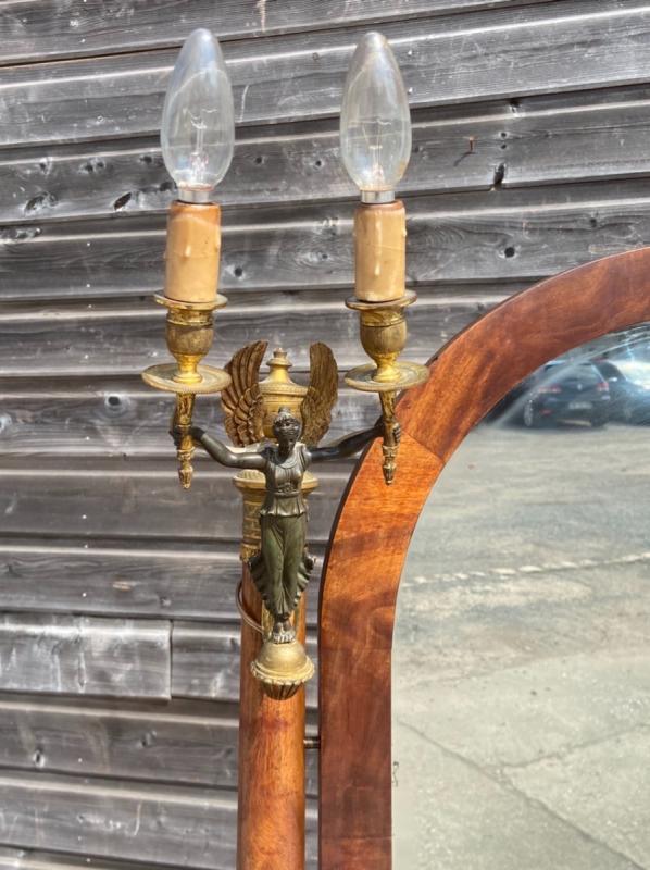 Empire 19th century mahogany hairdresser