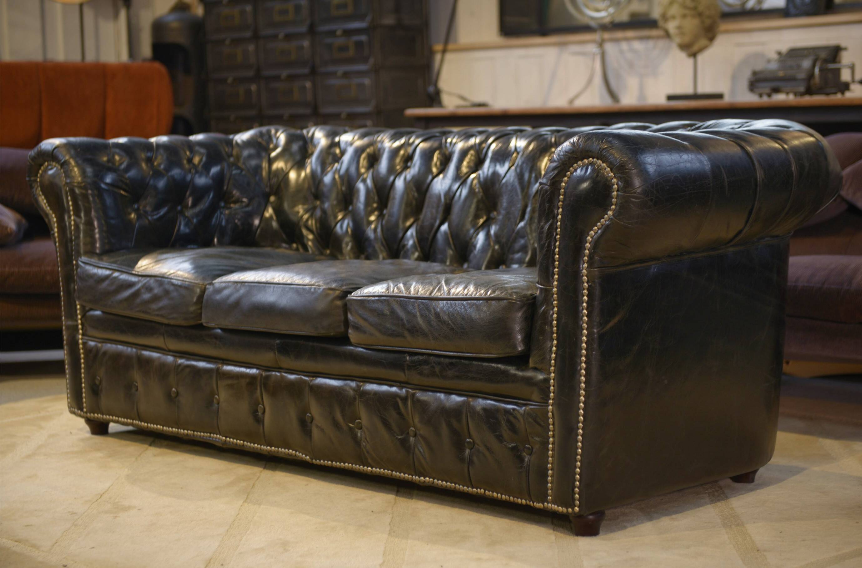 Chesterfield 3-seater sofa in black leather