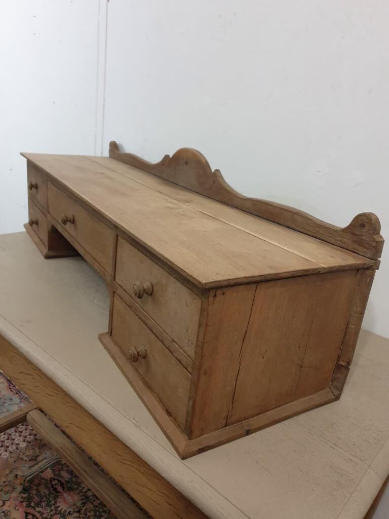 Trade furniture - Office furniture