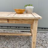 Stripped farm table