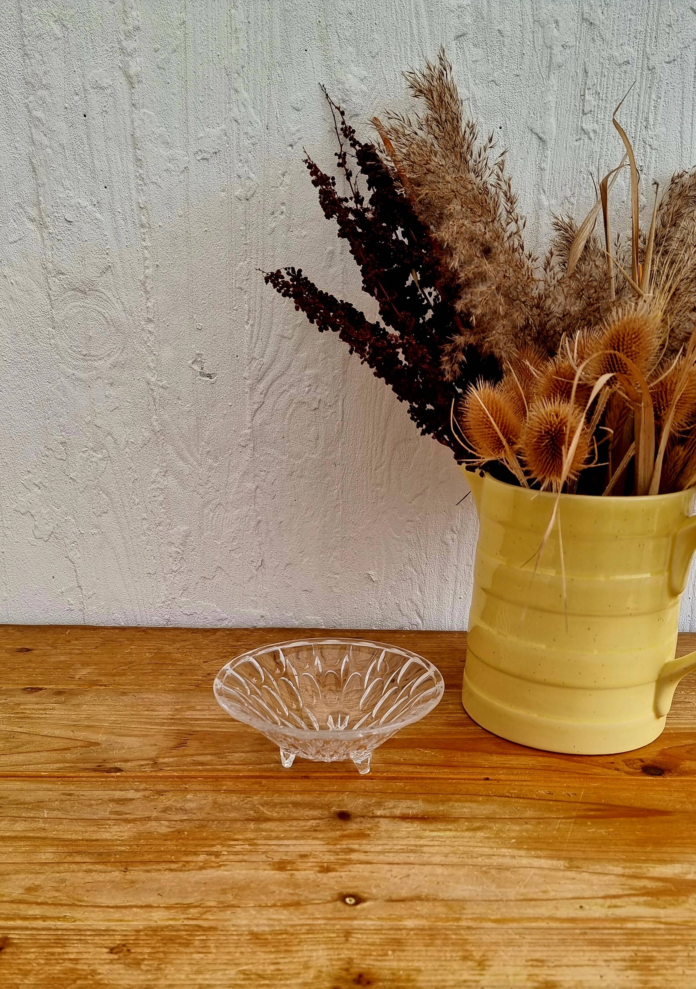 Coupe en verre moulé