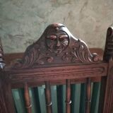 2 fauteuils néogothiques de type caquetoire