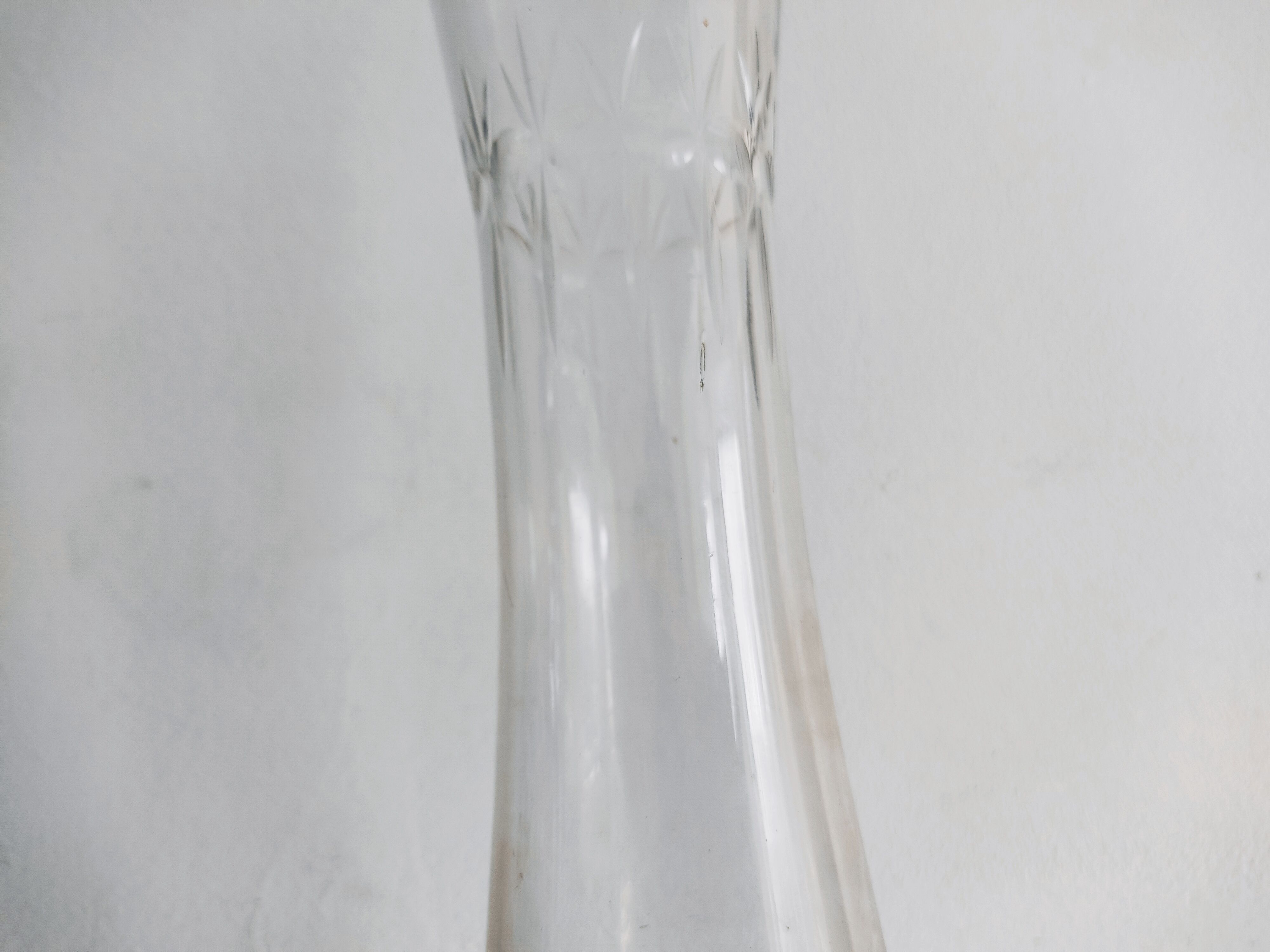 Transparent glass vase 28.5 cm