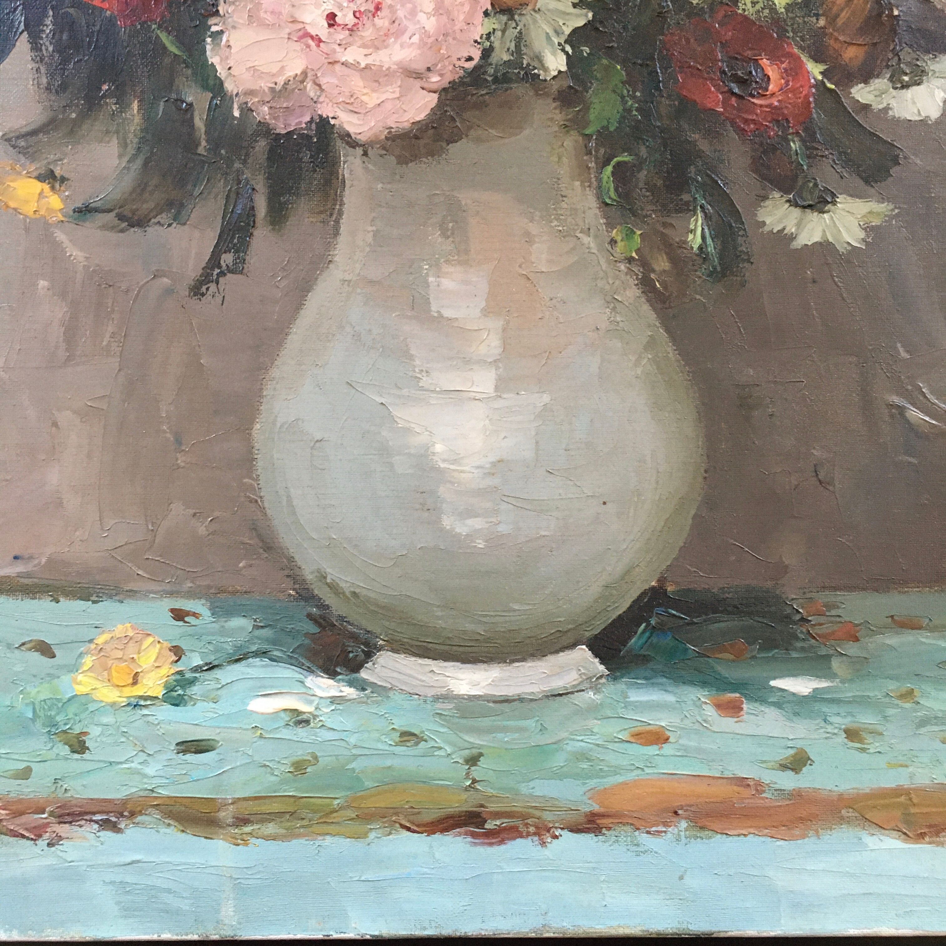 Table bouquet of flowers of the fields