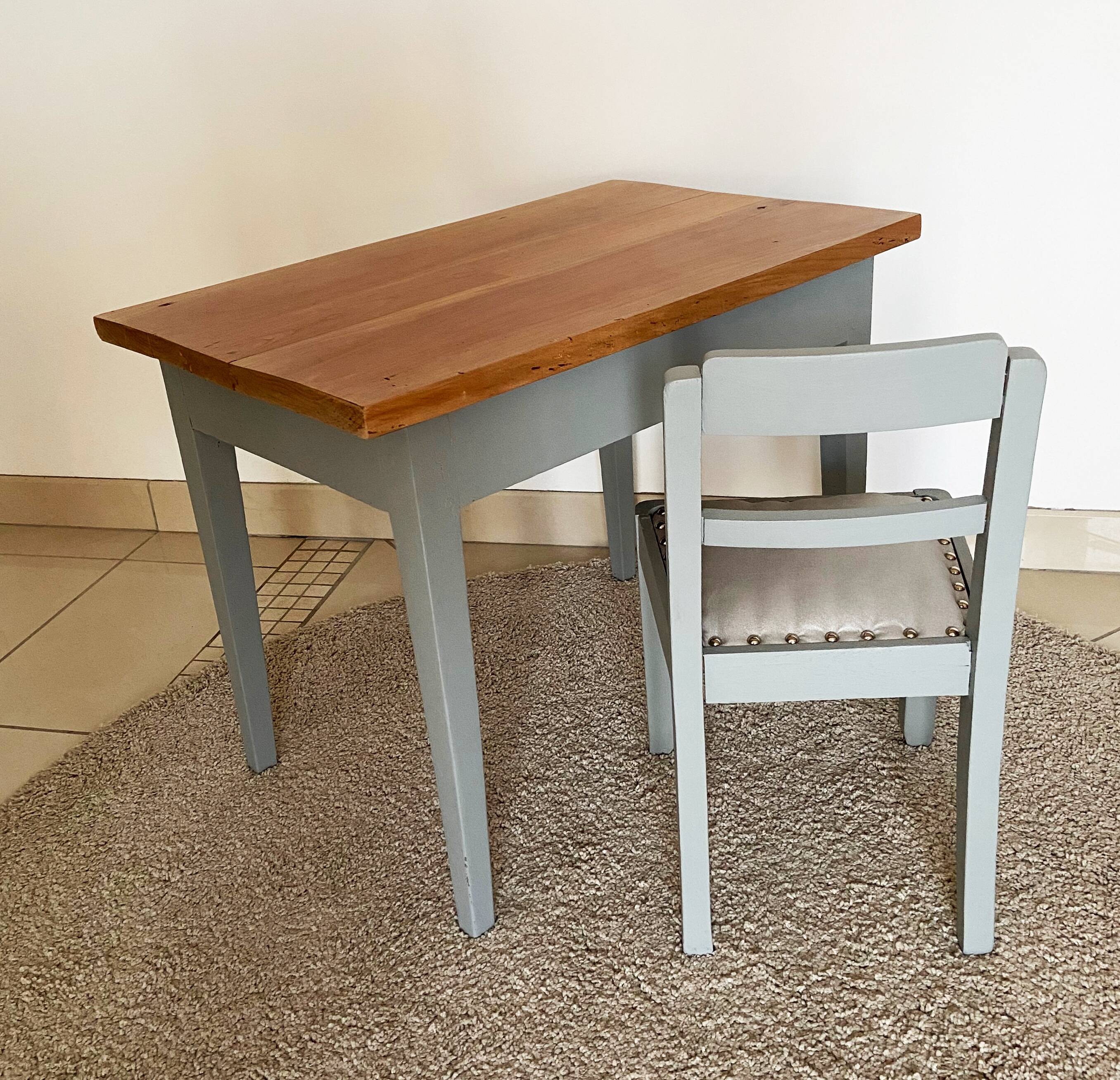 Wooden desk set with his chair