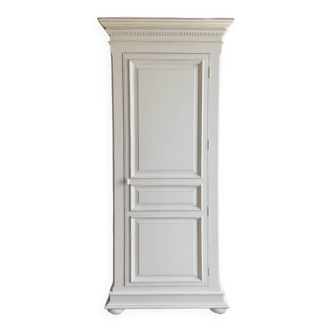 Cream colored hosiery wardrobe