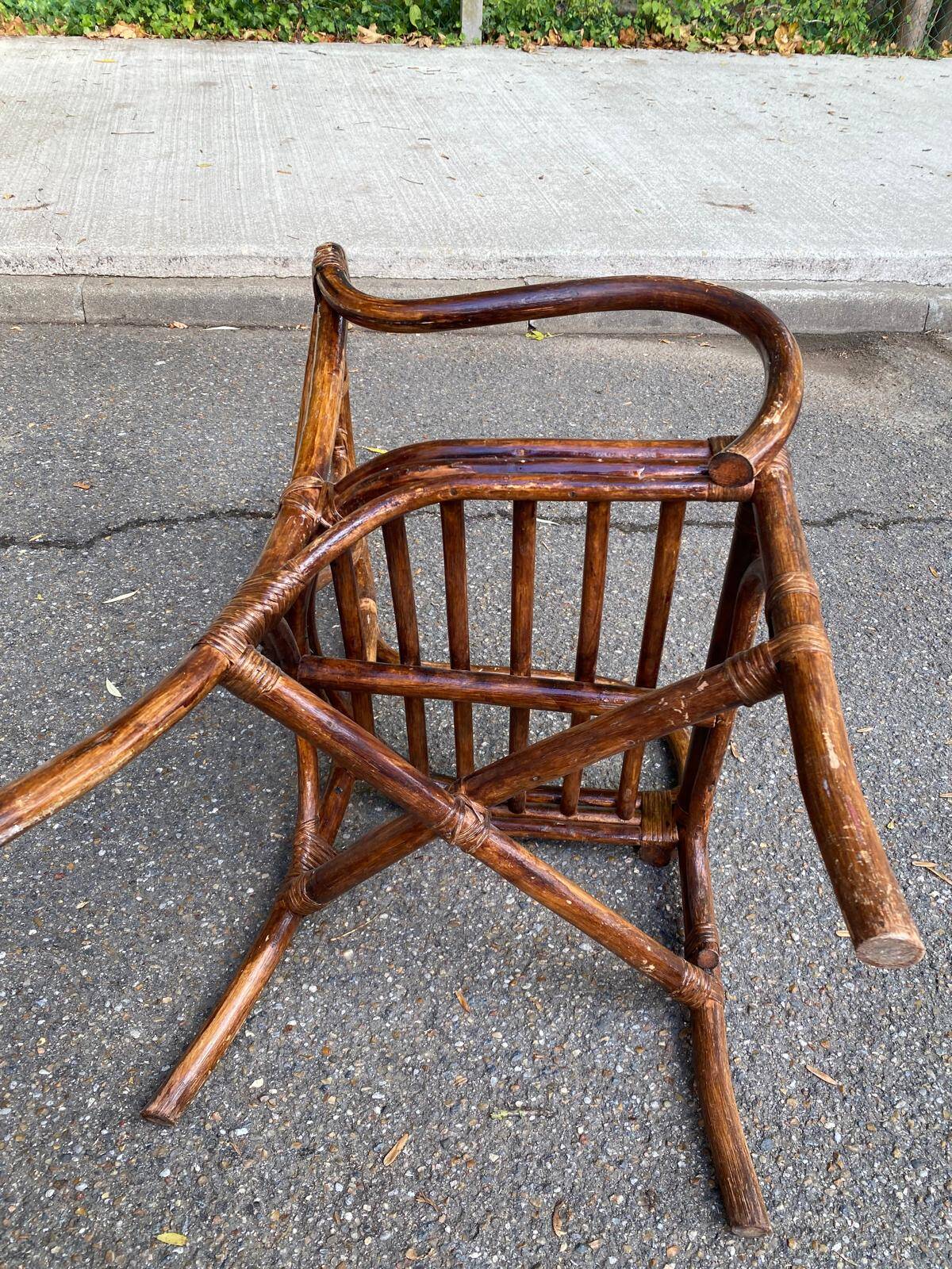 Fauteuil en rotin vintage / bambou teinté — Style Boho 70s