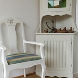 White throne / chair sweden