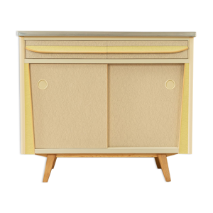 armoire de cuisine des