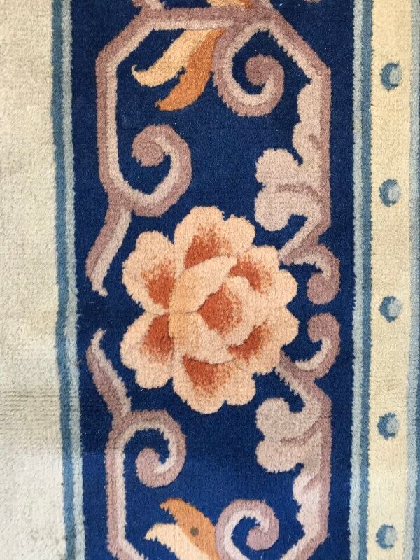 Large vintage Persian 228 X 314 CM Ghoum rug