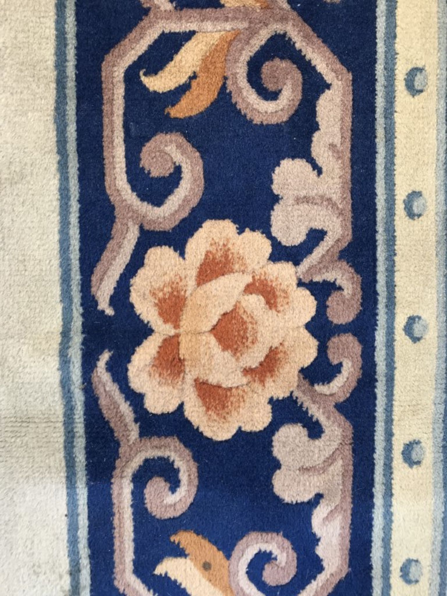 Large vintage Persian 228 X 314 CM Ghoum rug
