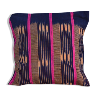 Pink baoulé fabric cushion cover