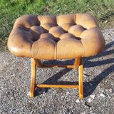 Paire de fauteuils cuir de style chesterfield