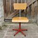 Chaise d'atelier pivotante
