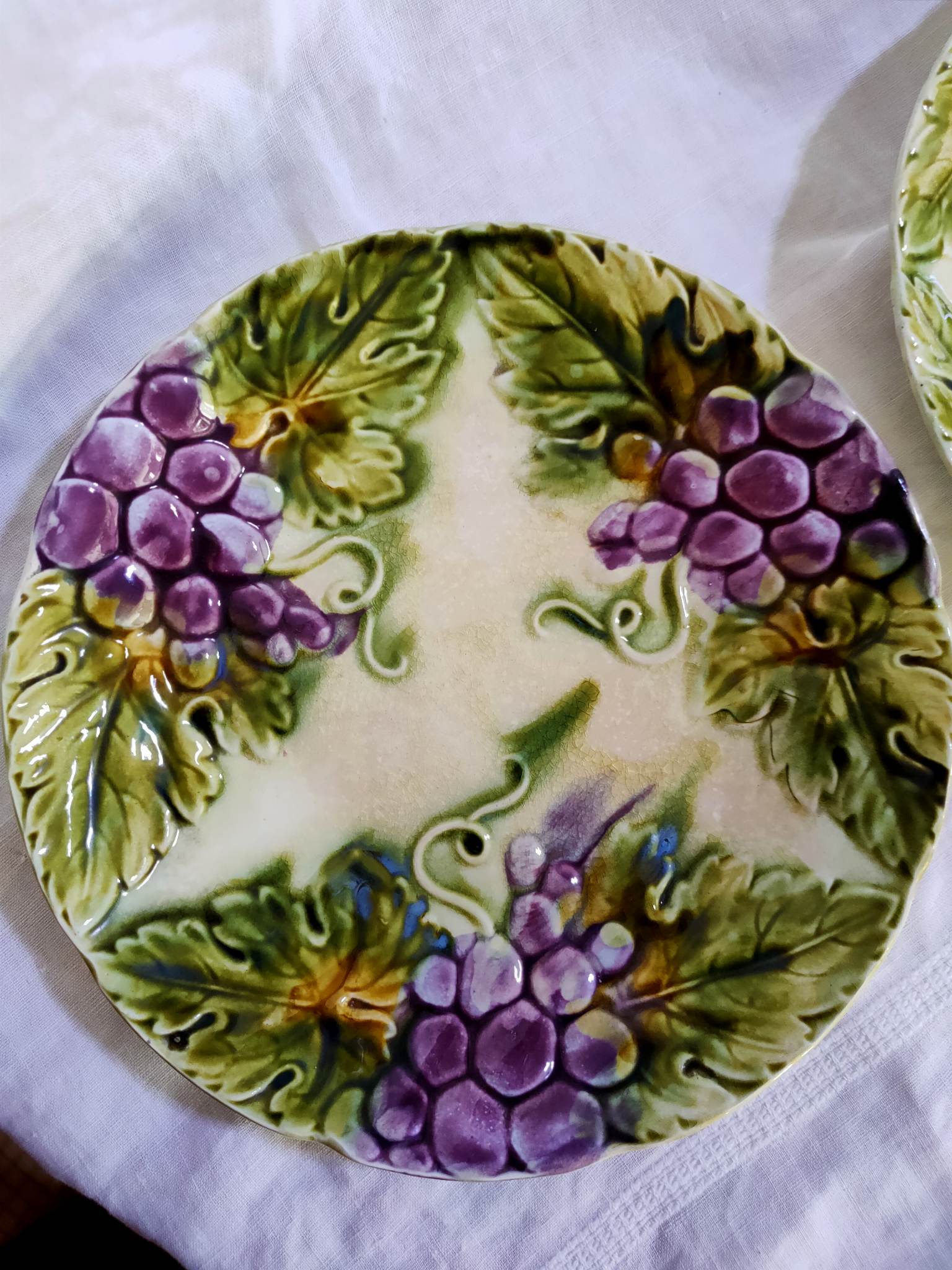 2 vintage slip dessert plates