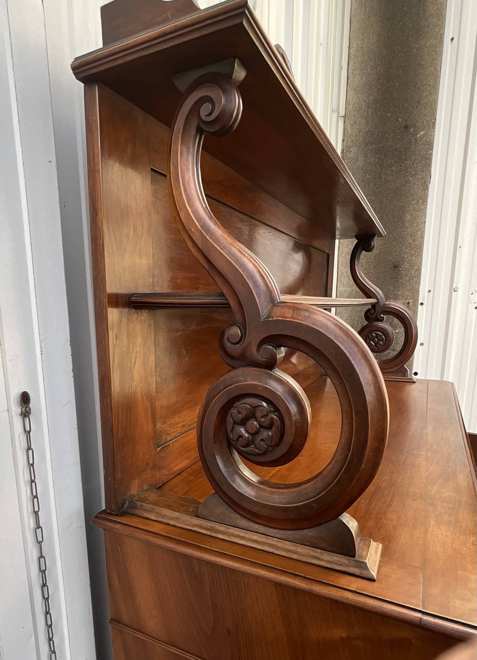 Saint-Hubert Sideboard in Burr Walnut, Late 19th Century