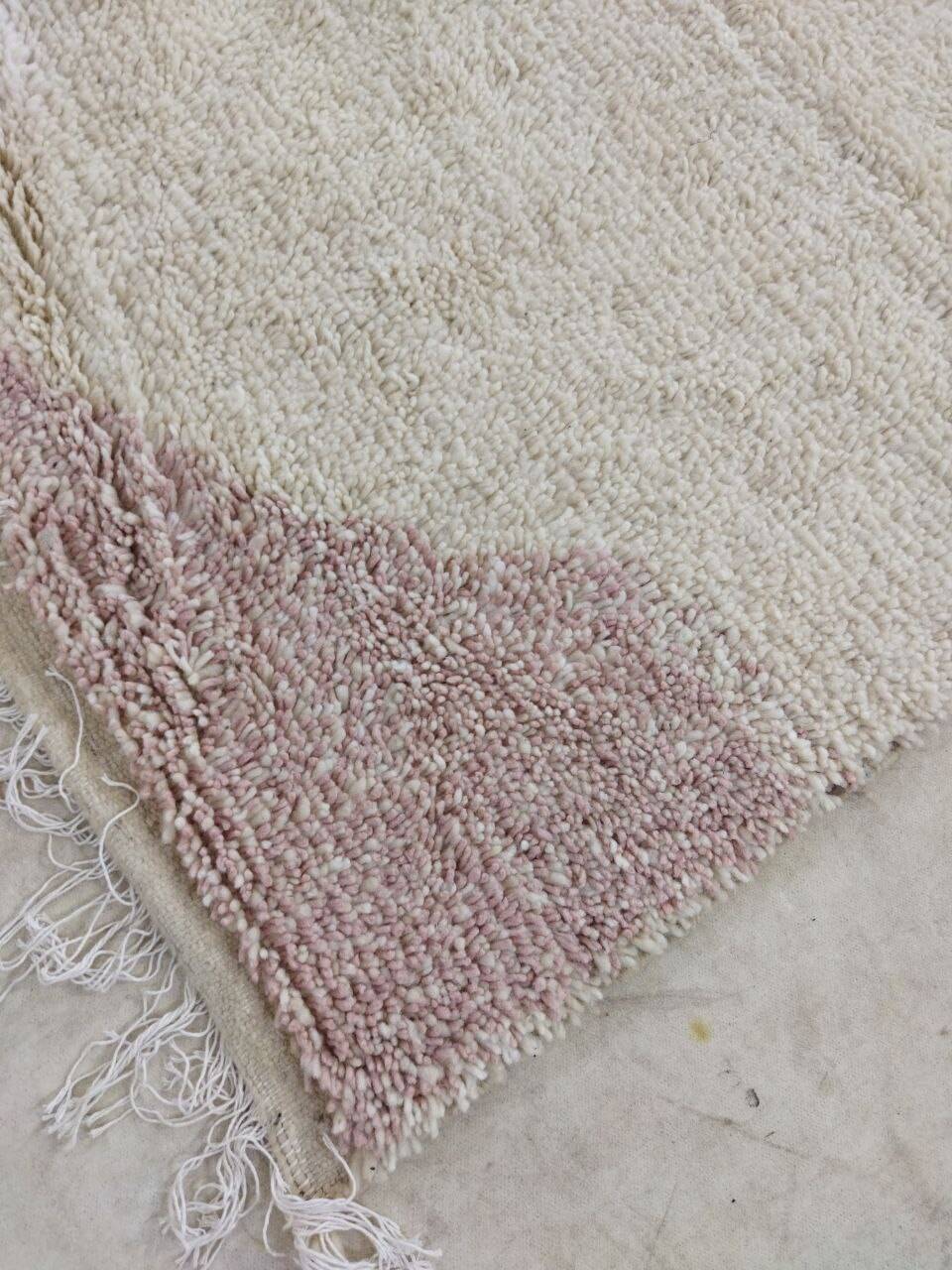 Handmade wool Berber rug 314x193cm