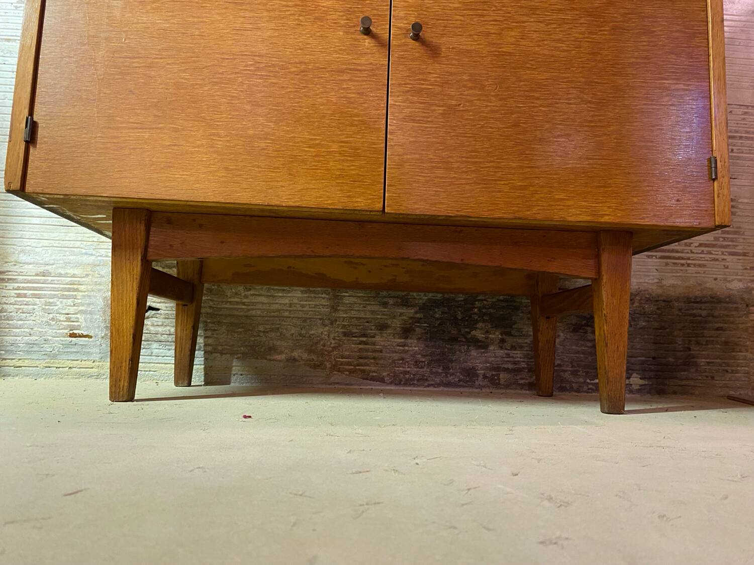 Meuble de rangement vitré en bois, 1960