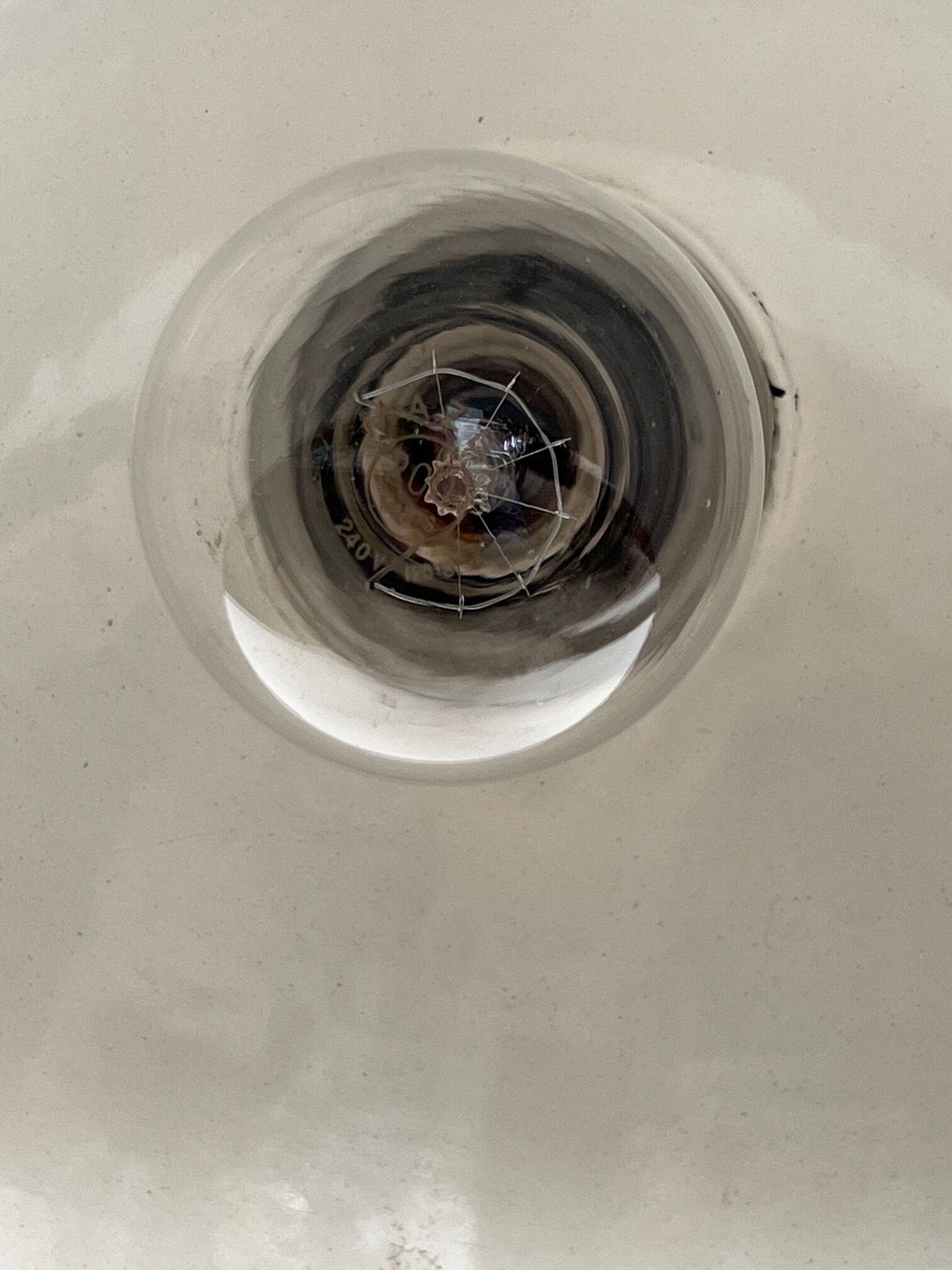 White enamelle tole wall lamp ø 31 cm brand benjamin usa