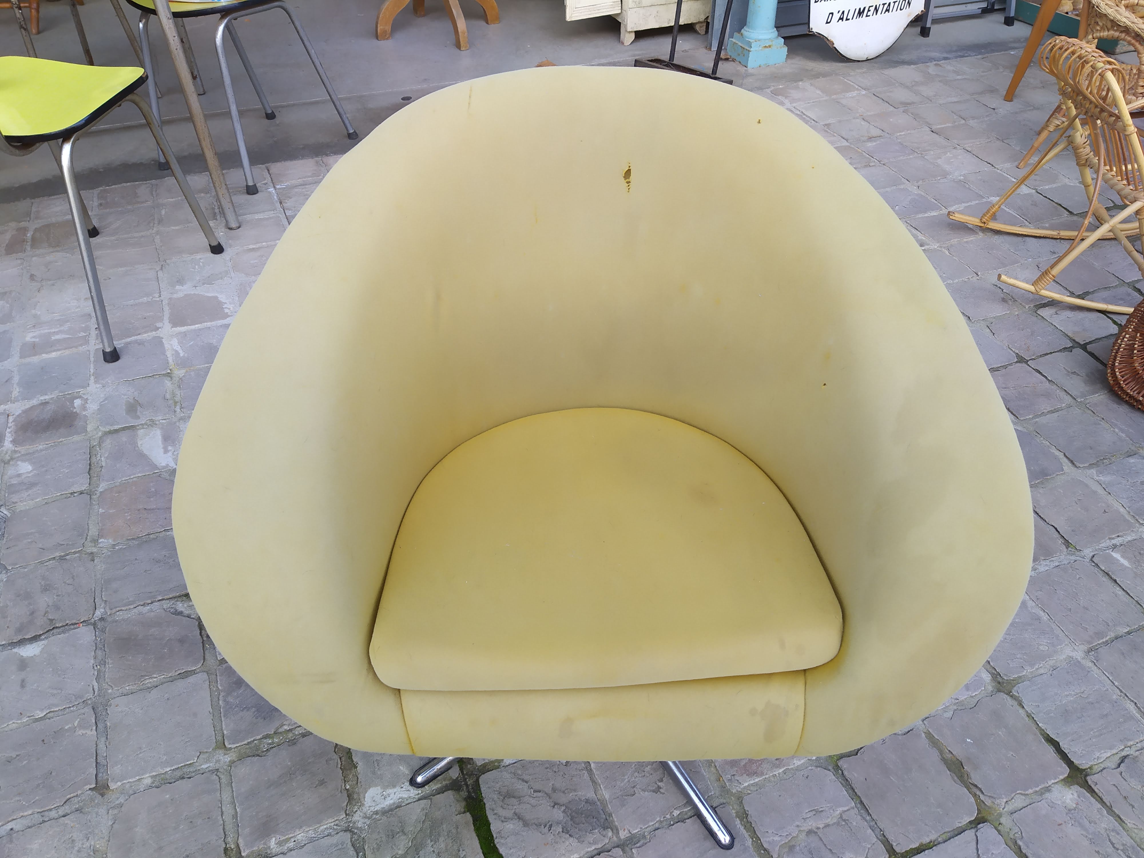 60s design swivel shell chair