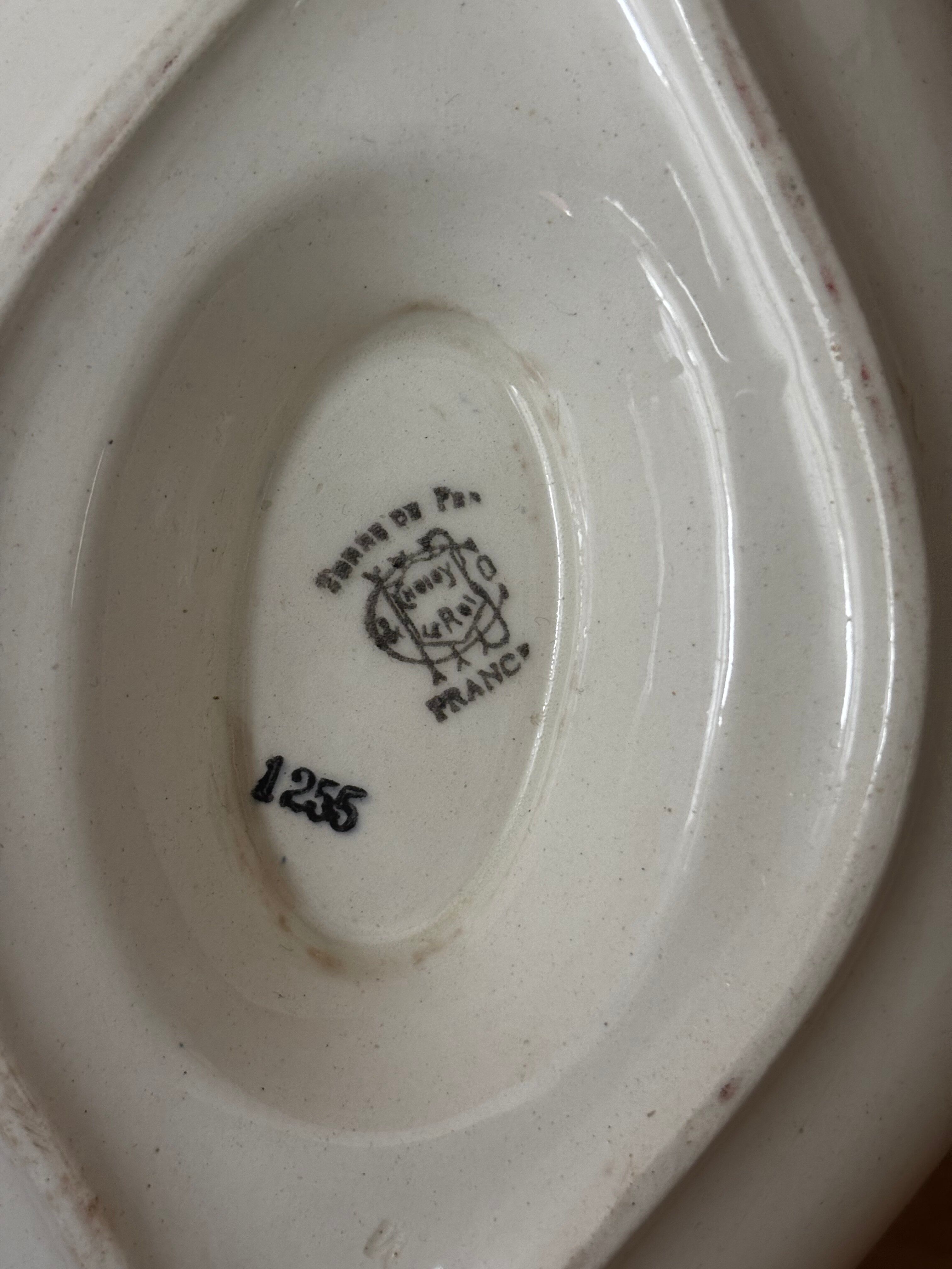 Ancienne saucière terre de fer Choisy le roi